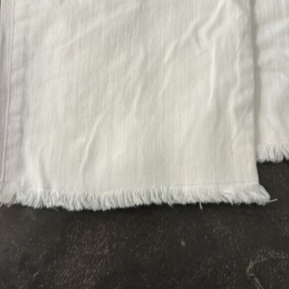 Eileen Fisher White Straight Ankle Jeans Frayed Hem Size S/P - Picture 8 of 9